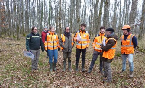 L'équipe de Sylvamo avec les auditeurs et l'animatrice du site